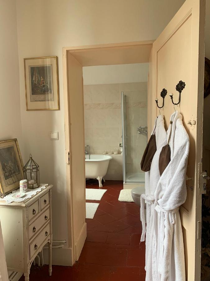 Le Moulin Du Carla Bed & Breakfast Lavaur  Bagian luar foto